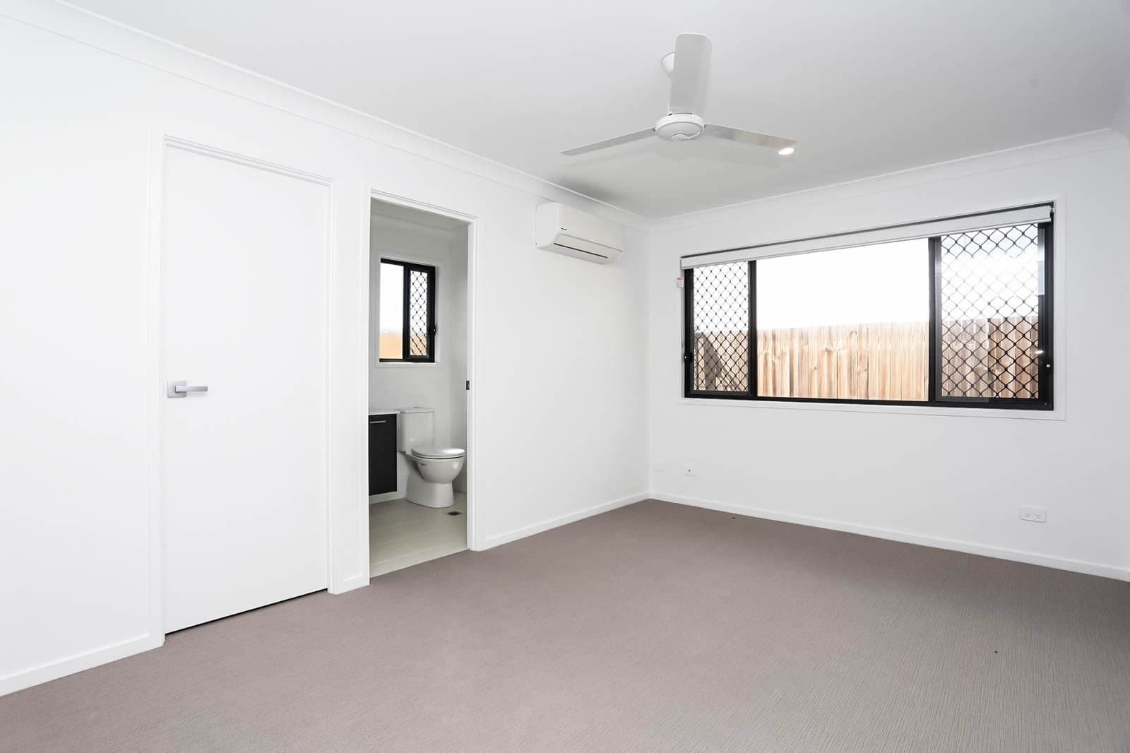 7 Herberton Road, South Ripley QLD 4306, South Ripley - Thumbnail 6