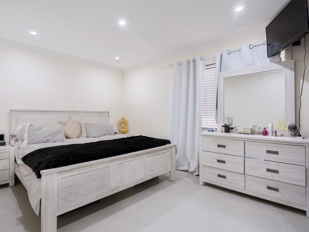 24 Albany Street, Busby - Thumbnail 3