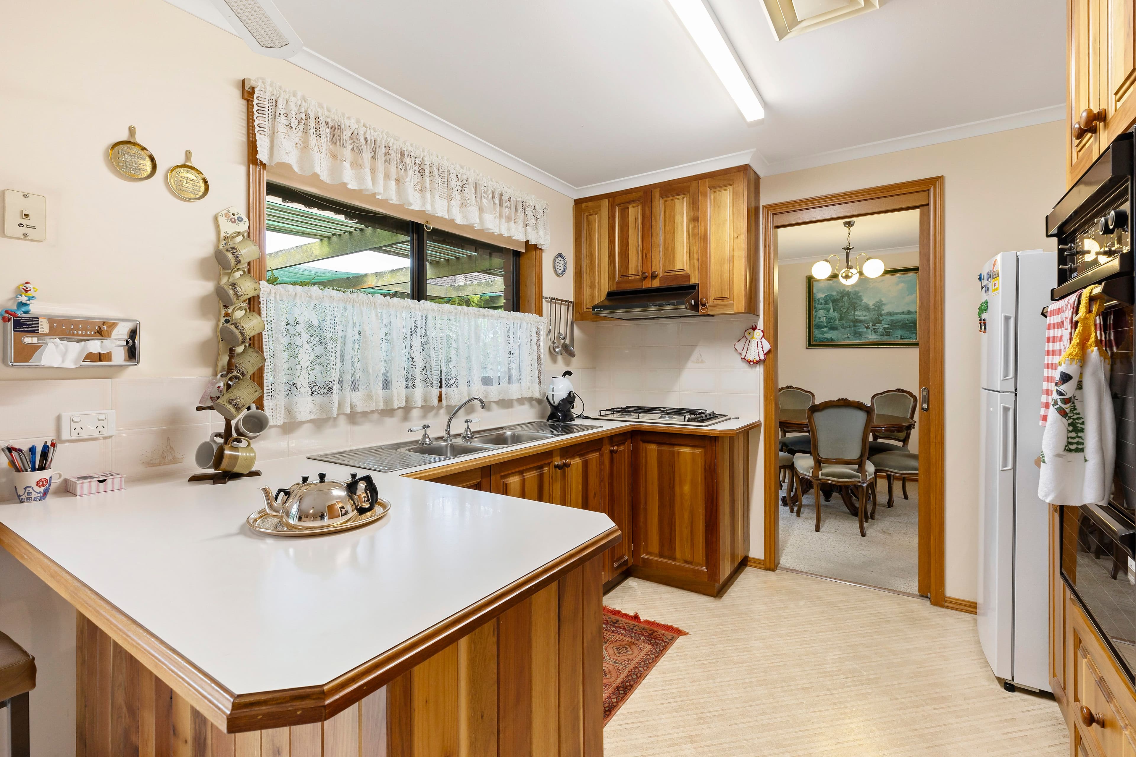 9 Spielberg Court, Wendouree VIC 3355, Wendouree - Thumbnail 3