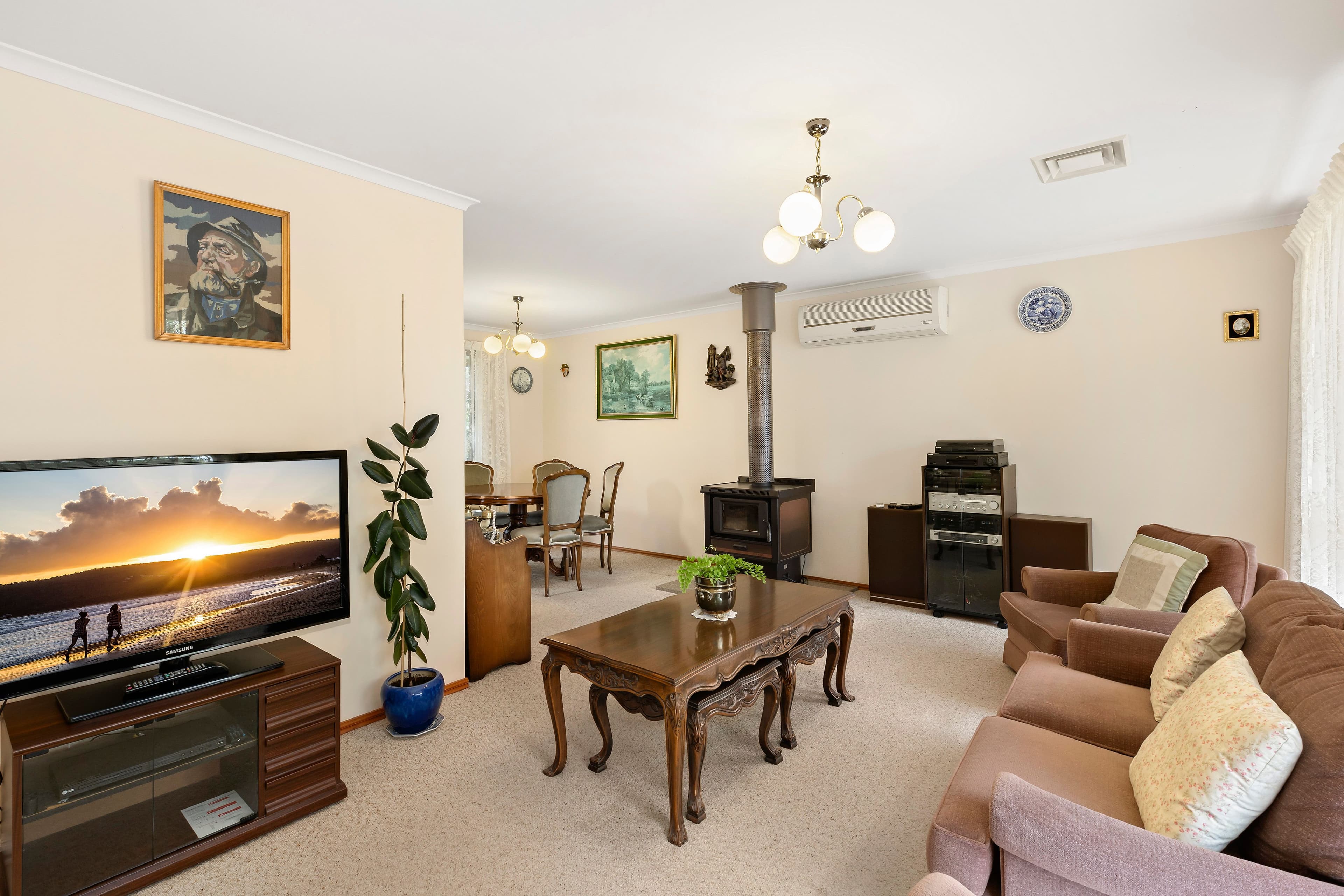 9 Spielberg Court, Wendouree VIC 3355, Wendouree - Thumbnail 5