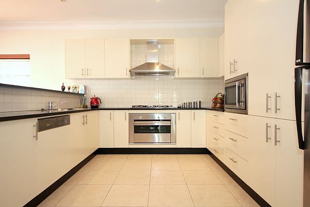 35 Columbine Avenue, BANKSTOWN NSW 2200, Bankstown - Thumbnail 3