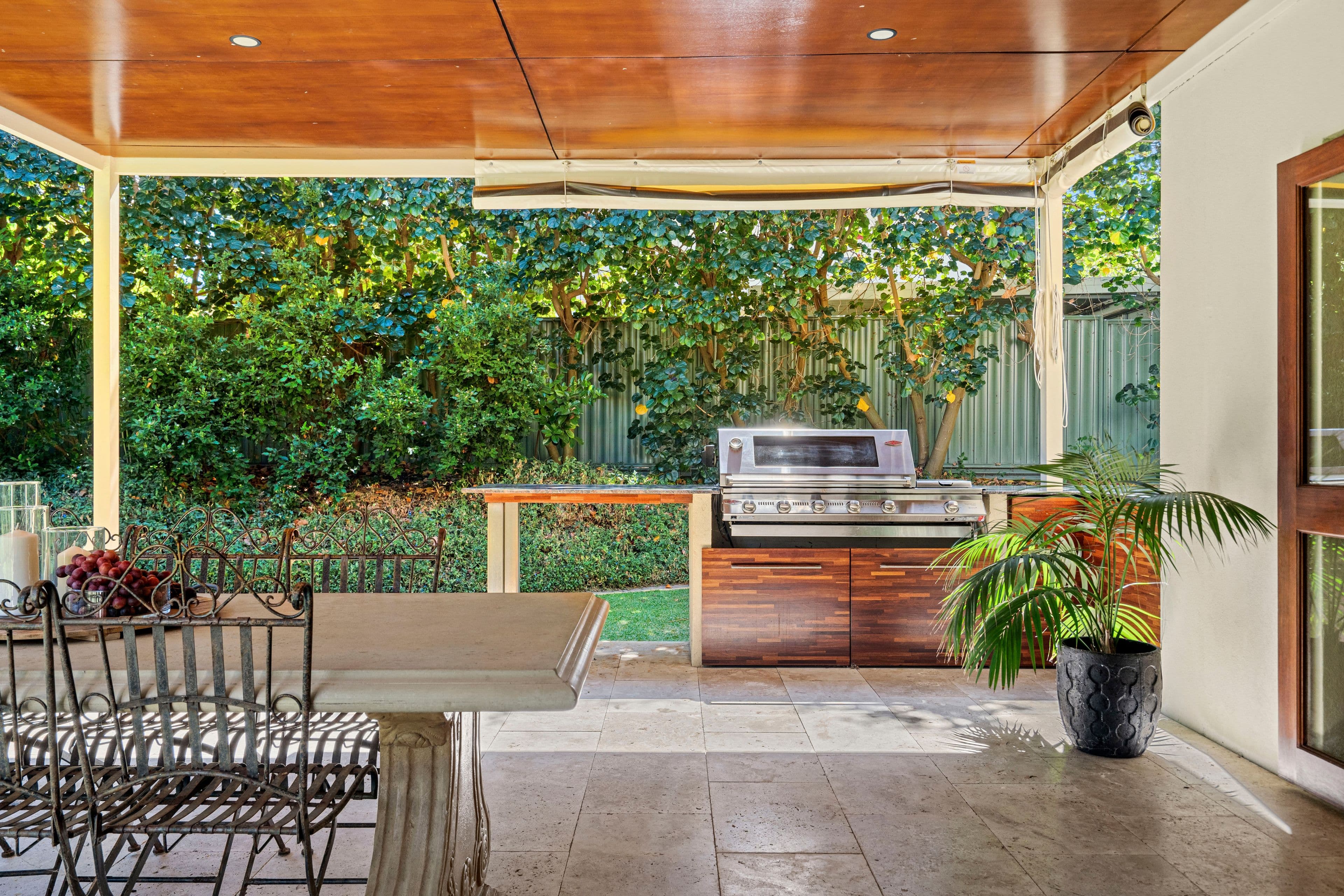 8 Kingsland Avenue, City Beach WA 6015, City Beach - Thumbnail 4