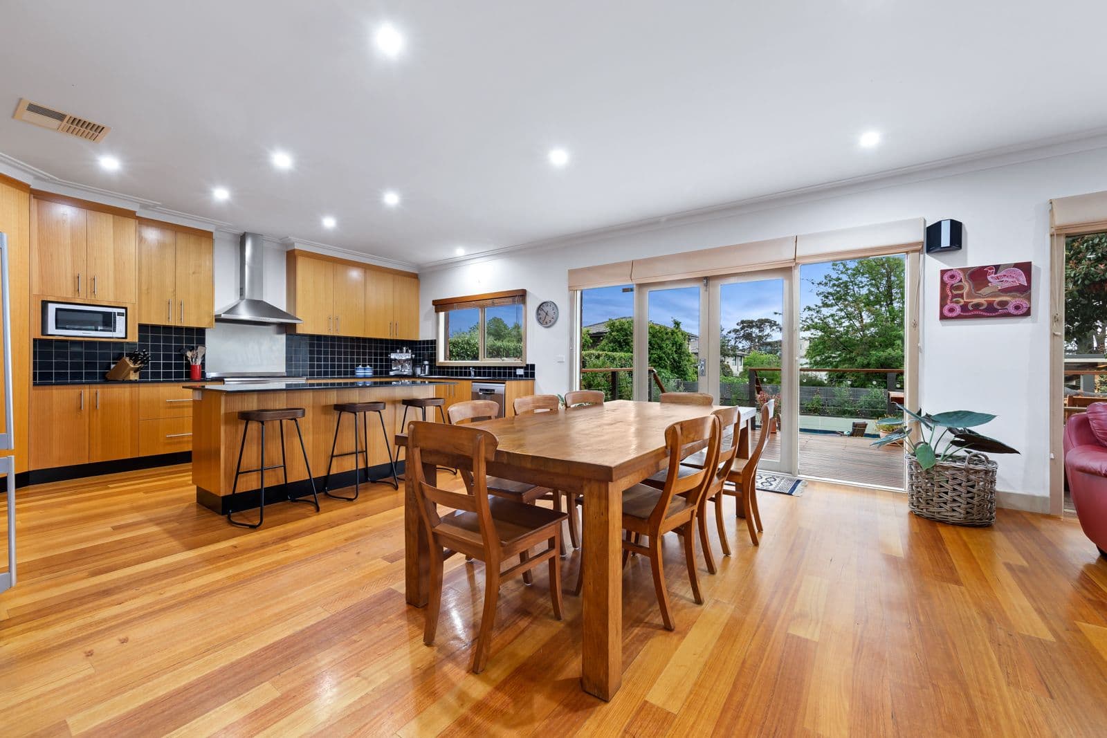 16 Neville Street, Box Hill South VIC 3128, Box Hill South - Thumbnail 4