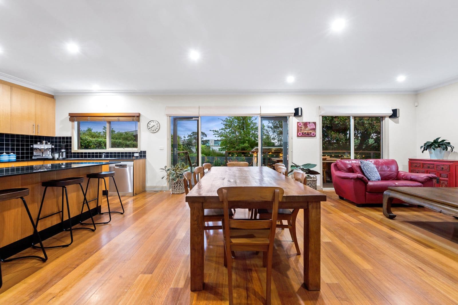 16 Neville Street, Box Hill South VIC 3128, Box Hill South - Thumbnail 6