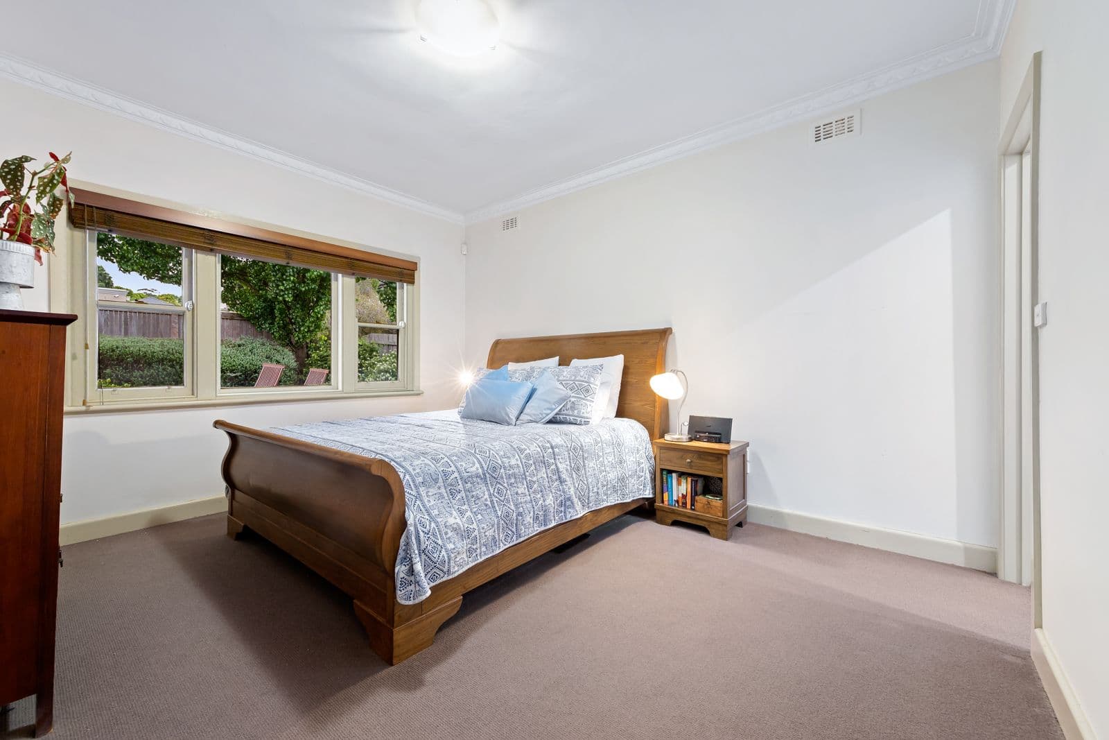 16 Neville Street, Box Hill South VIC 3128, Box Hill South - Thumbnail 8