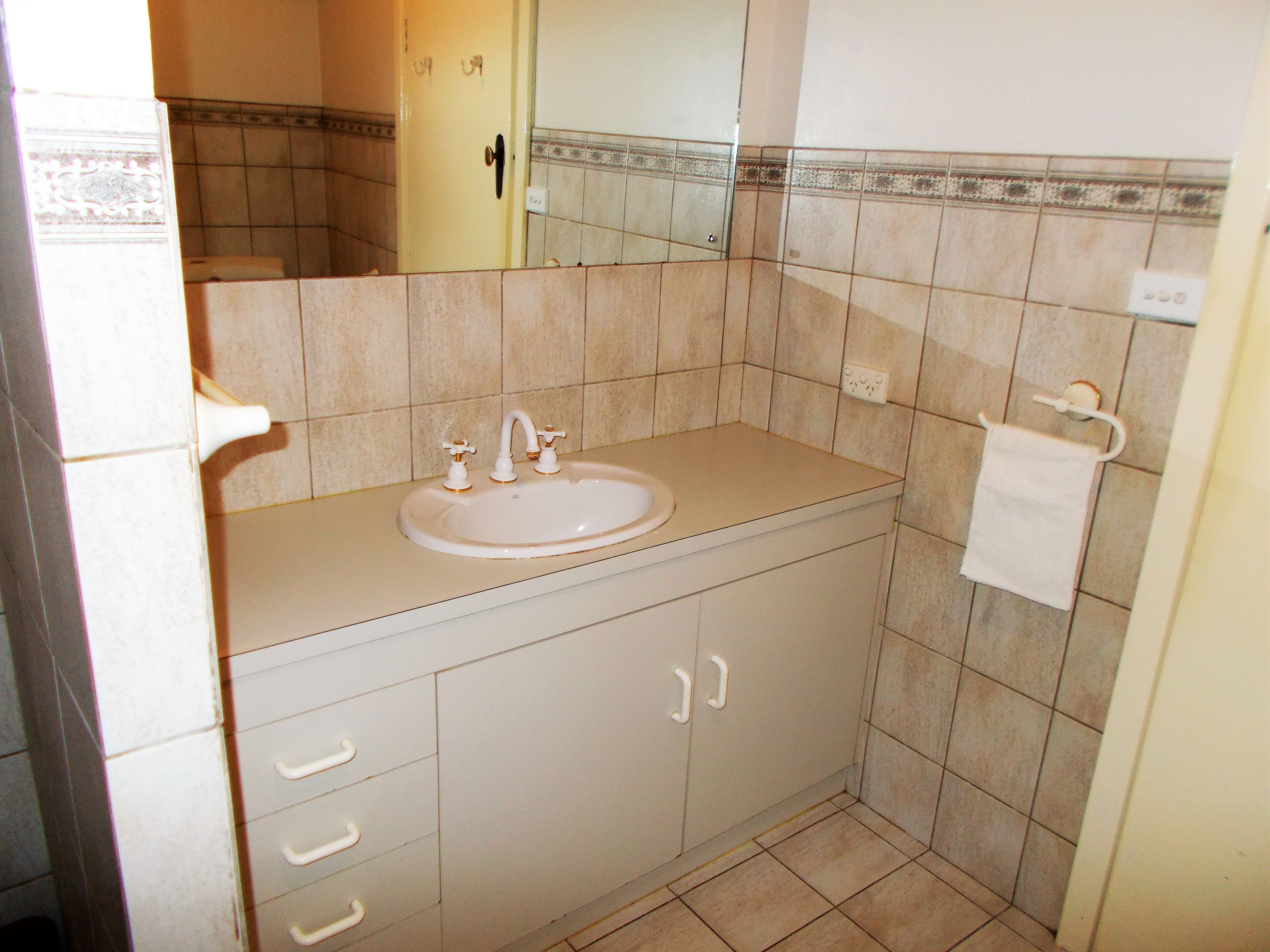 108 Dukes Highway, Bordertown SA 5268, Bordertown - Thumbnail 4