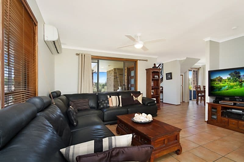 6 St Andrews Way, Banora Point NSW 2486, Banora Point - Thumbnail 4