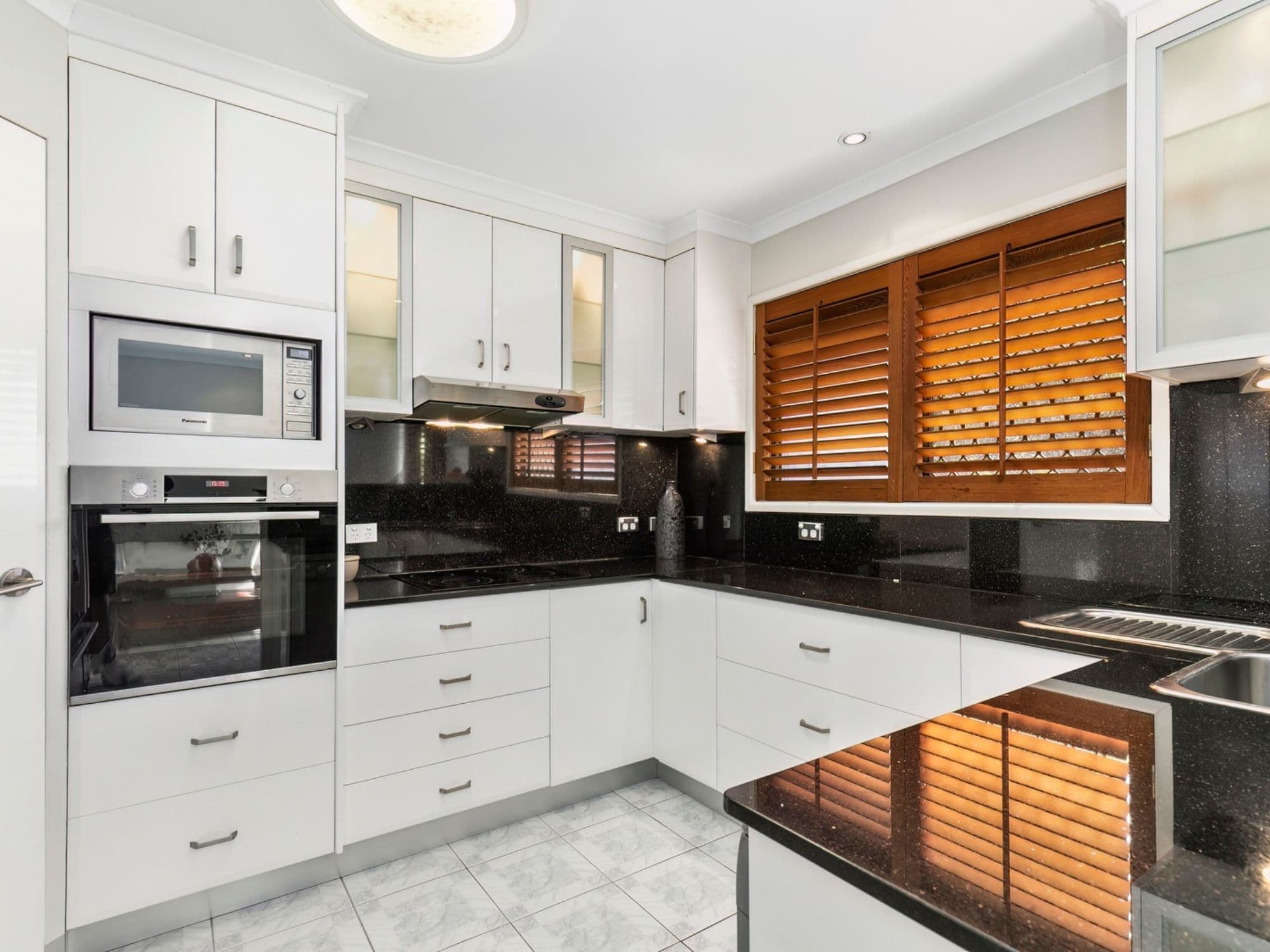 12 Karloff Drive, Stafford Heights QLD 4053, Stafford Heights - Thumbnail 7