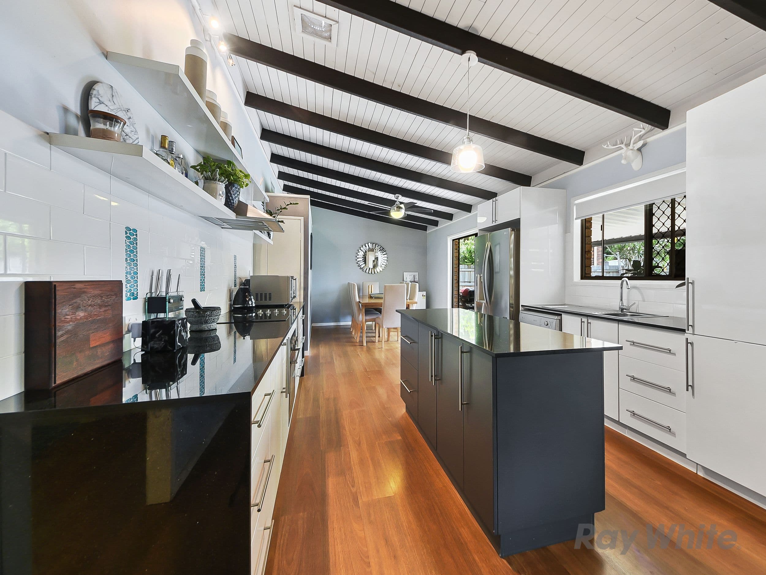 33 Bungowla Street, Bracken Ridge QLD 4017, Bracken Ridge - Thumbnail 4
