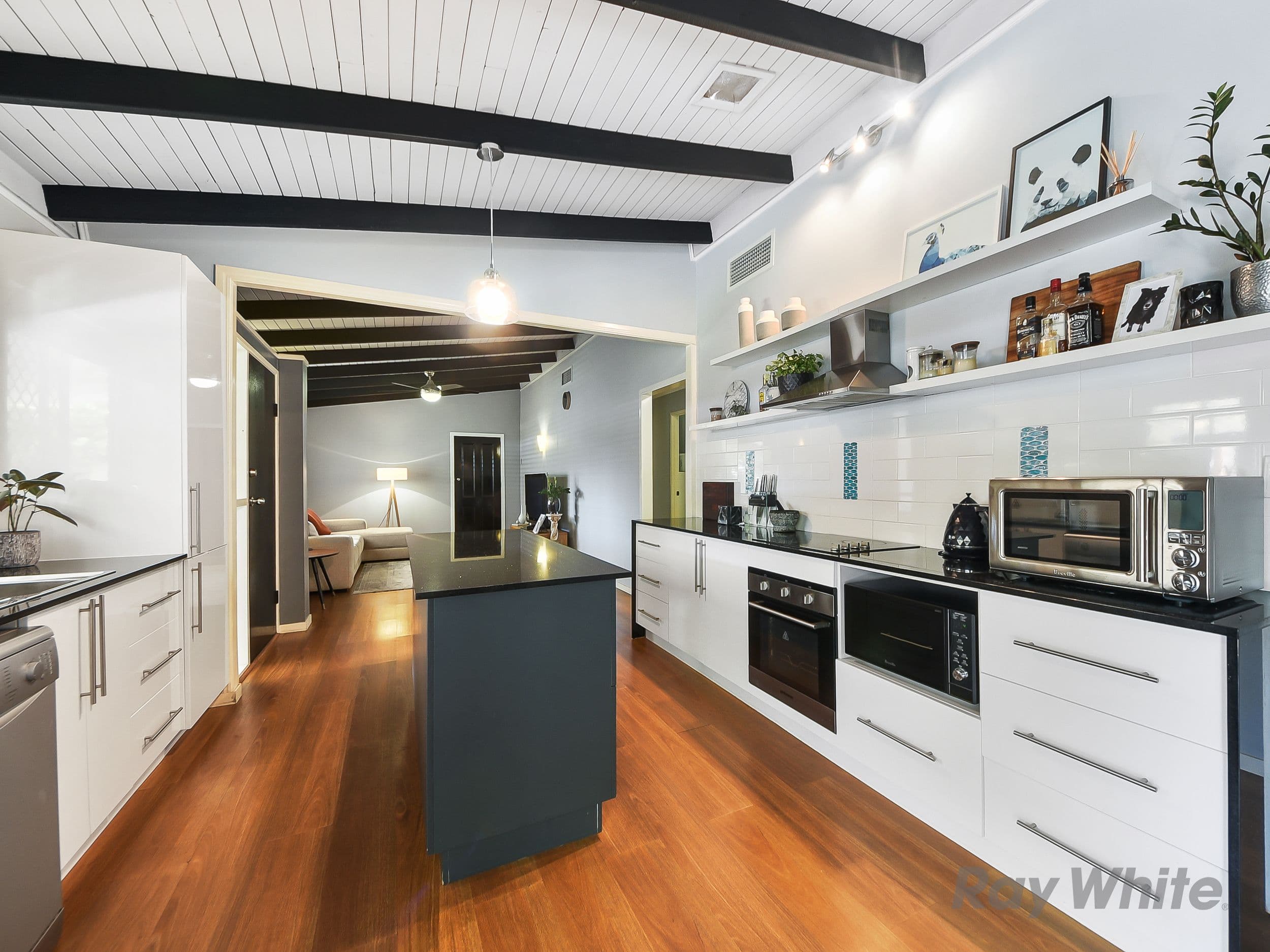 33 Bungowla Street, Bracken Ridge QLD 4017, Bracken Ridge - Thumbnail 5