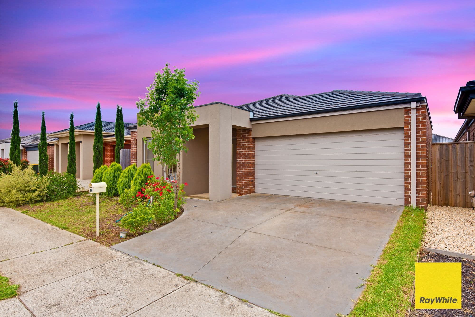 15 Bellevue Drive, Truganina VIC 3029, Truganina - Thumbnail 2