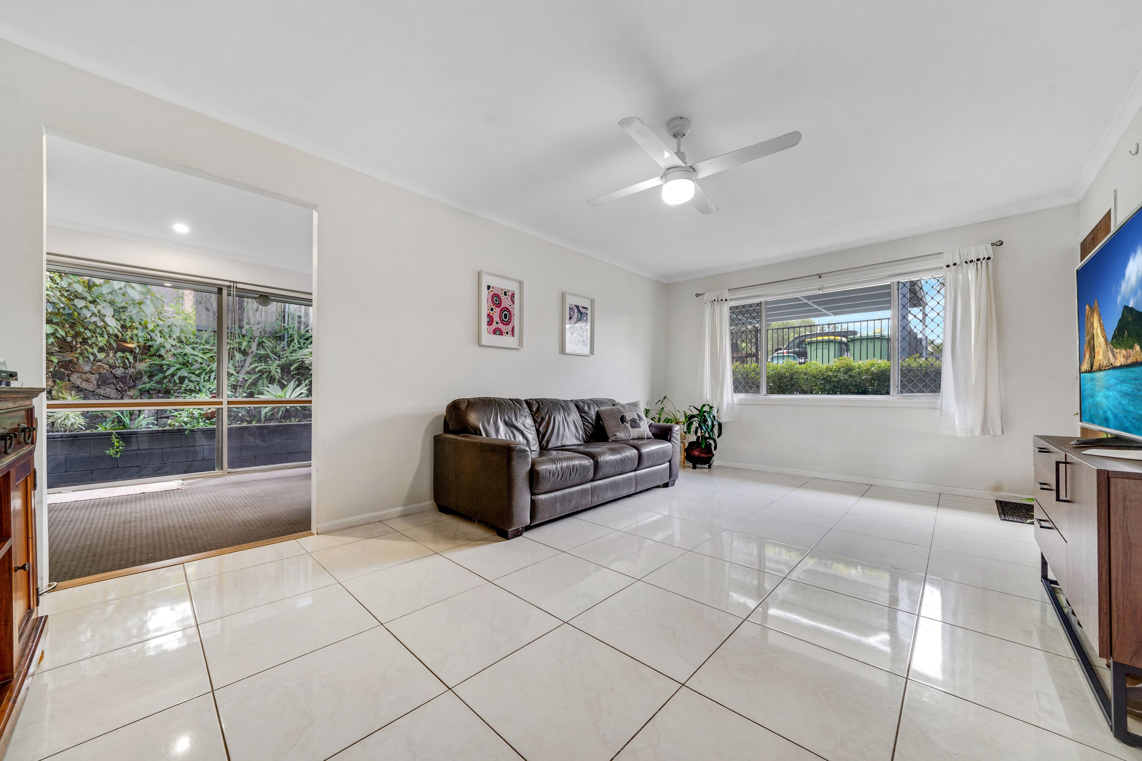 9 Barbaralla Drive, Springwood QLD 4127, Springwood - Thumbnail 3