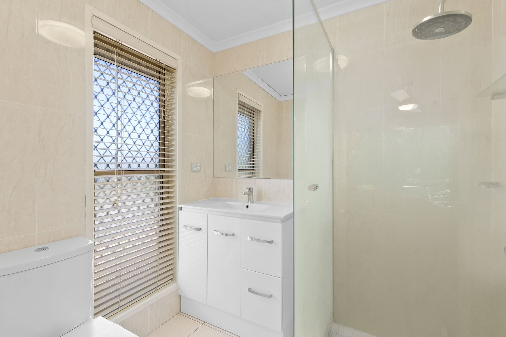502 Westlake Drive, Riverhills QLD 4074, Riverhills - Thumbnail 3