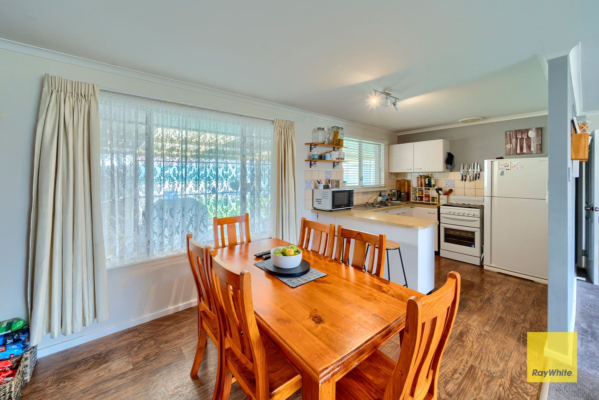 74 Sierra Crescent, Orana WA 6330, Orana - Thumbnail 4