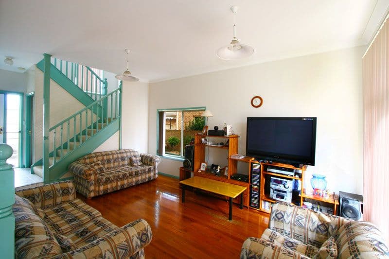 18   Conway Crescent, BLACKBUTT NSW 2529, Blackbutt - Thumbnail 4