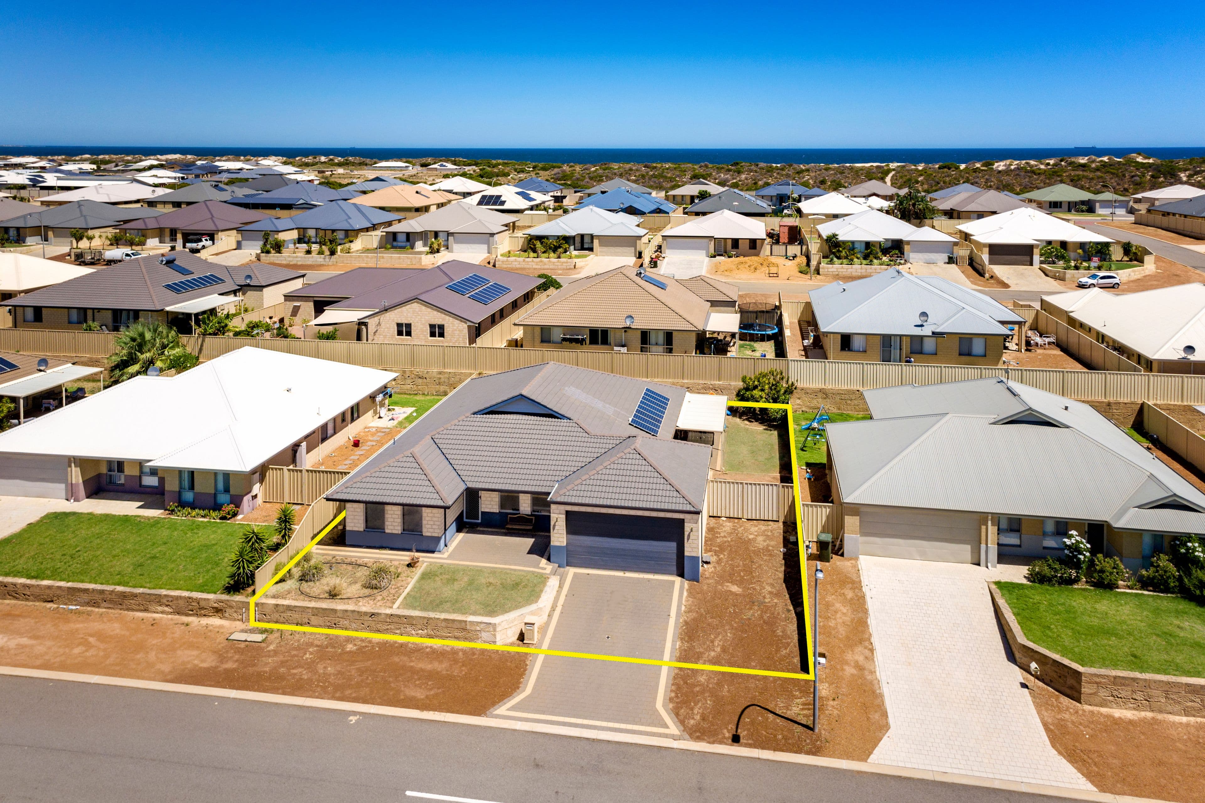 17 Barracuda Chase, Sunset Beach WA 6530, Sunset Beach - Thumbnail 2
