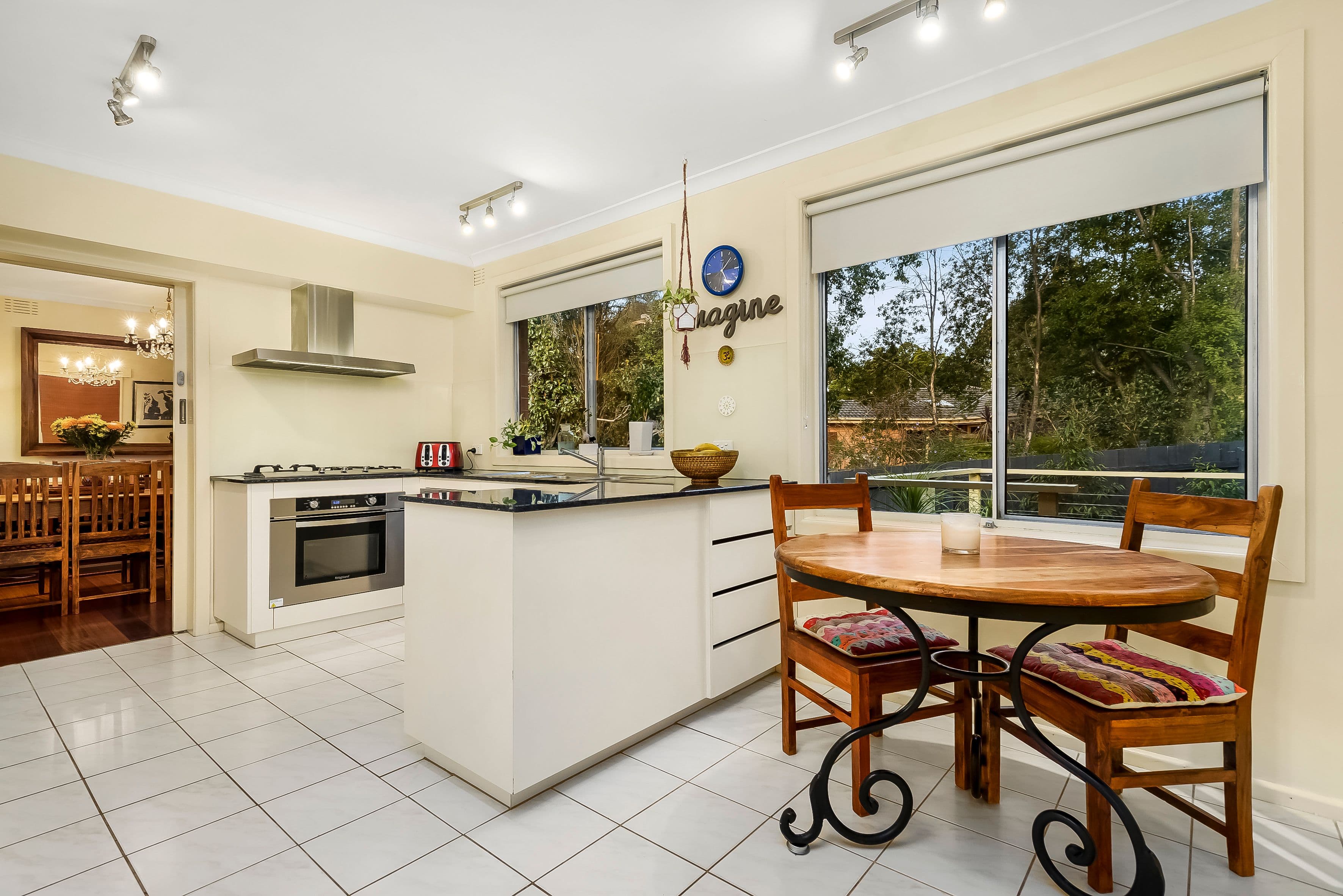 4 Marcella Court, Glen Waverley VIC 3150, Glen Waverley - Thumbnail 5