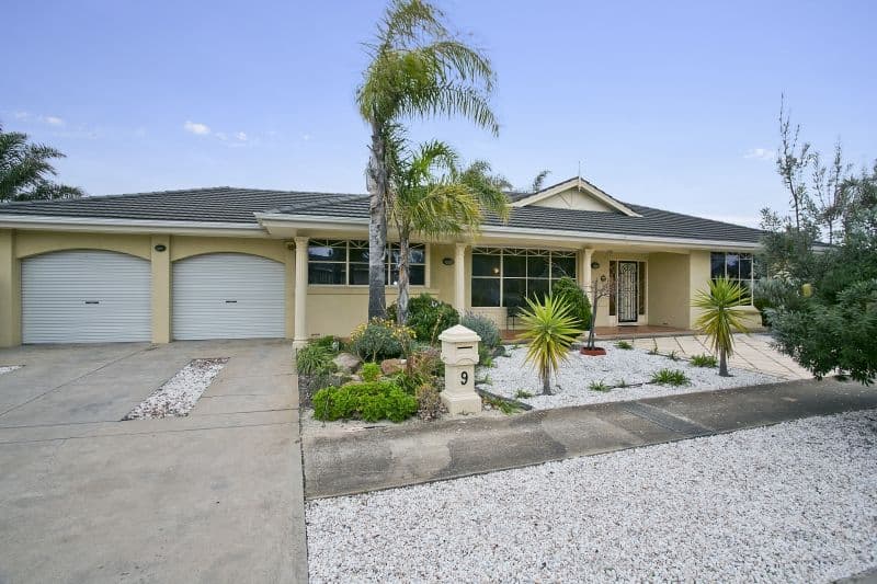9 Mooloola Way, WEST LAKES SHORE SA 5020, West Lakes Shore - Image 1