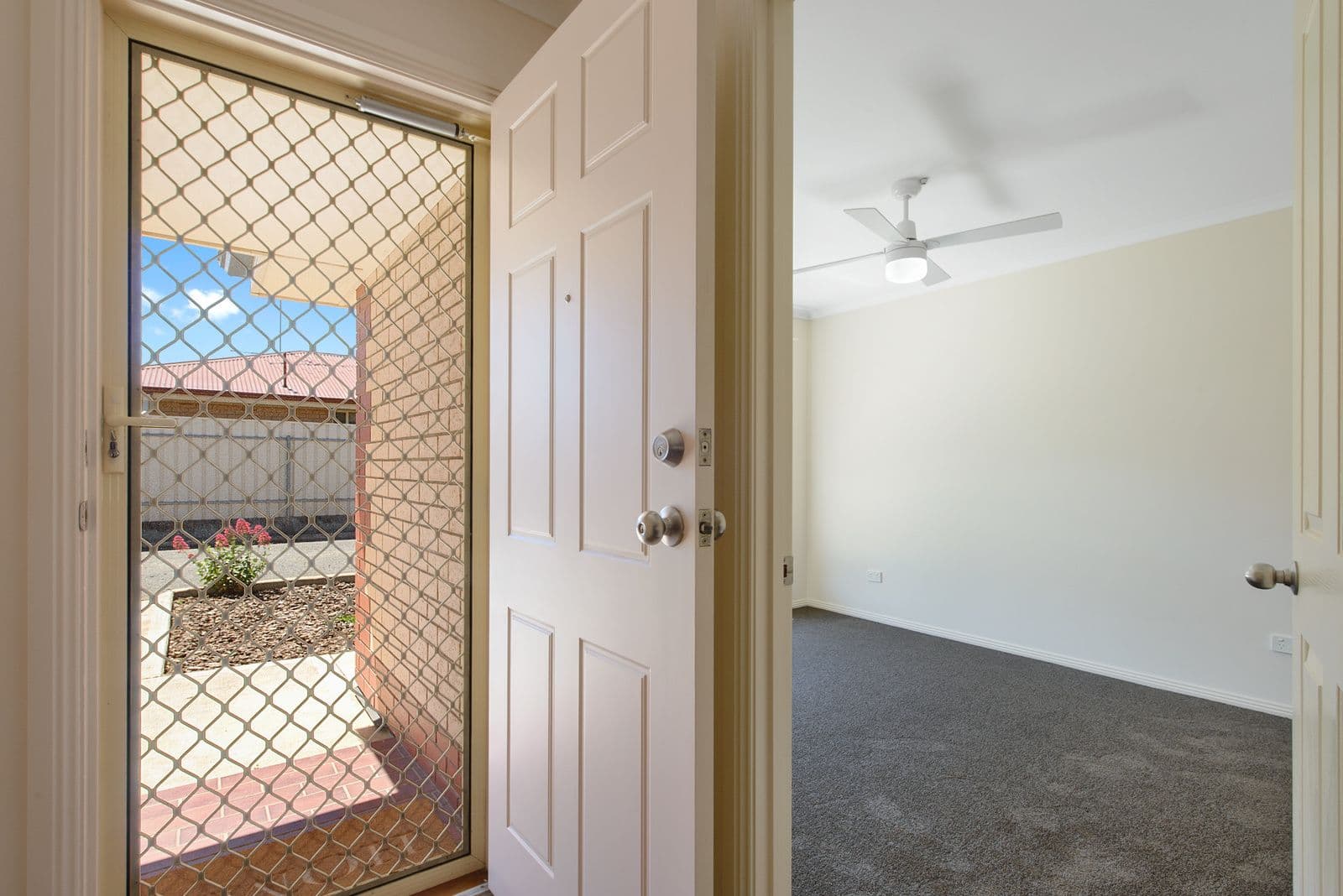 8 George Street, Balaklava SA 5461, Balaklava - Thumbnail 2