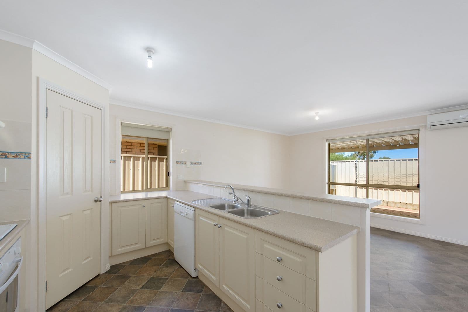 8 George Street, Balaklava SA 5461, Balaklava - Thumbnail 4