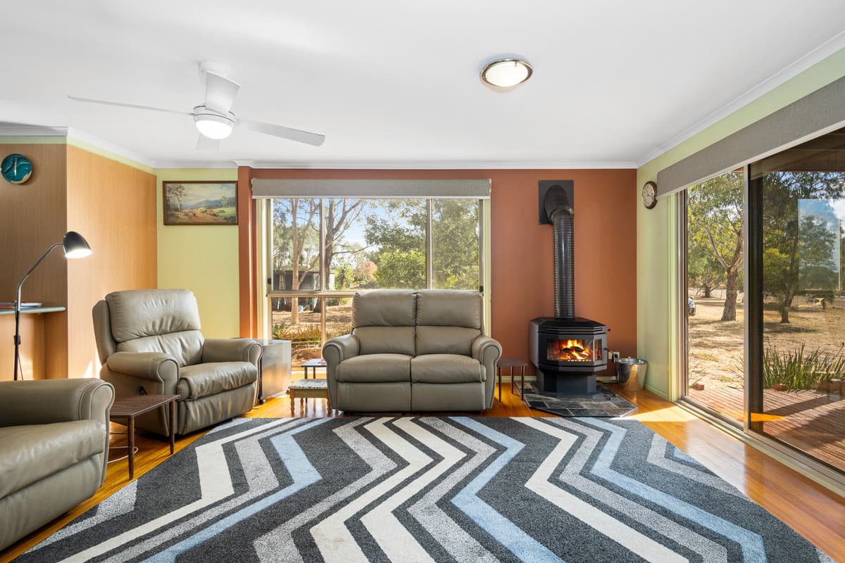 72 Sutherland Street, LETHBRIDGE VIC 3332, Lethbridge - Thumbnail 2