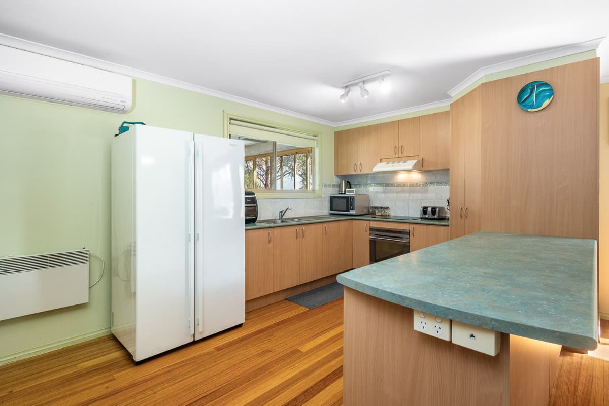 72 Sutherland Street, LETHBRIDGE VIC 3332, Lethbridge - Thumbnail 3