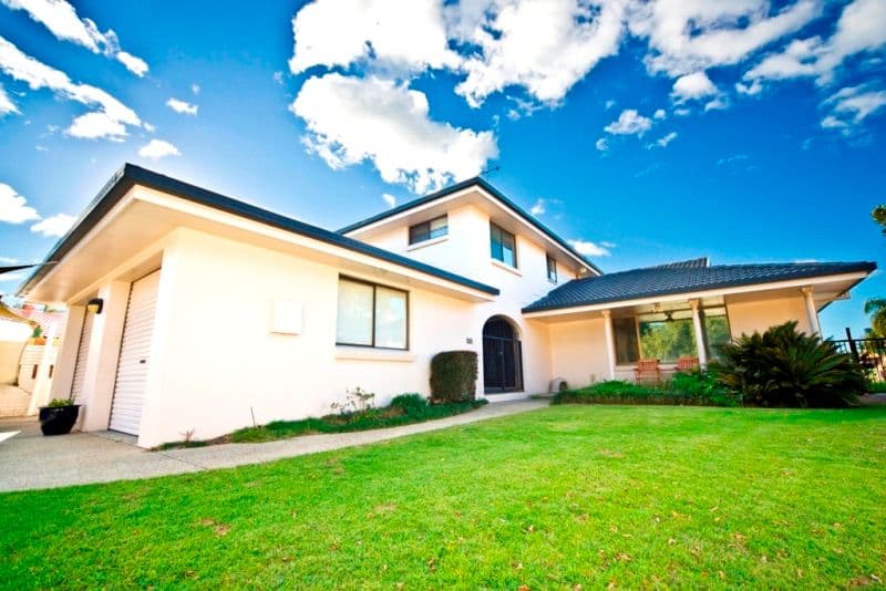 8 Moola Court, BROADBEACH WATERS QLD 4218, Broadbeach Waters - Image 1