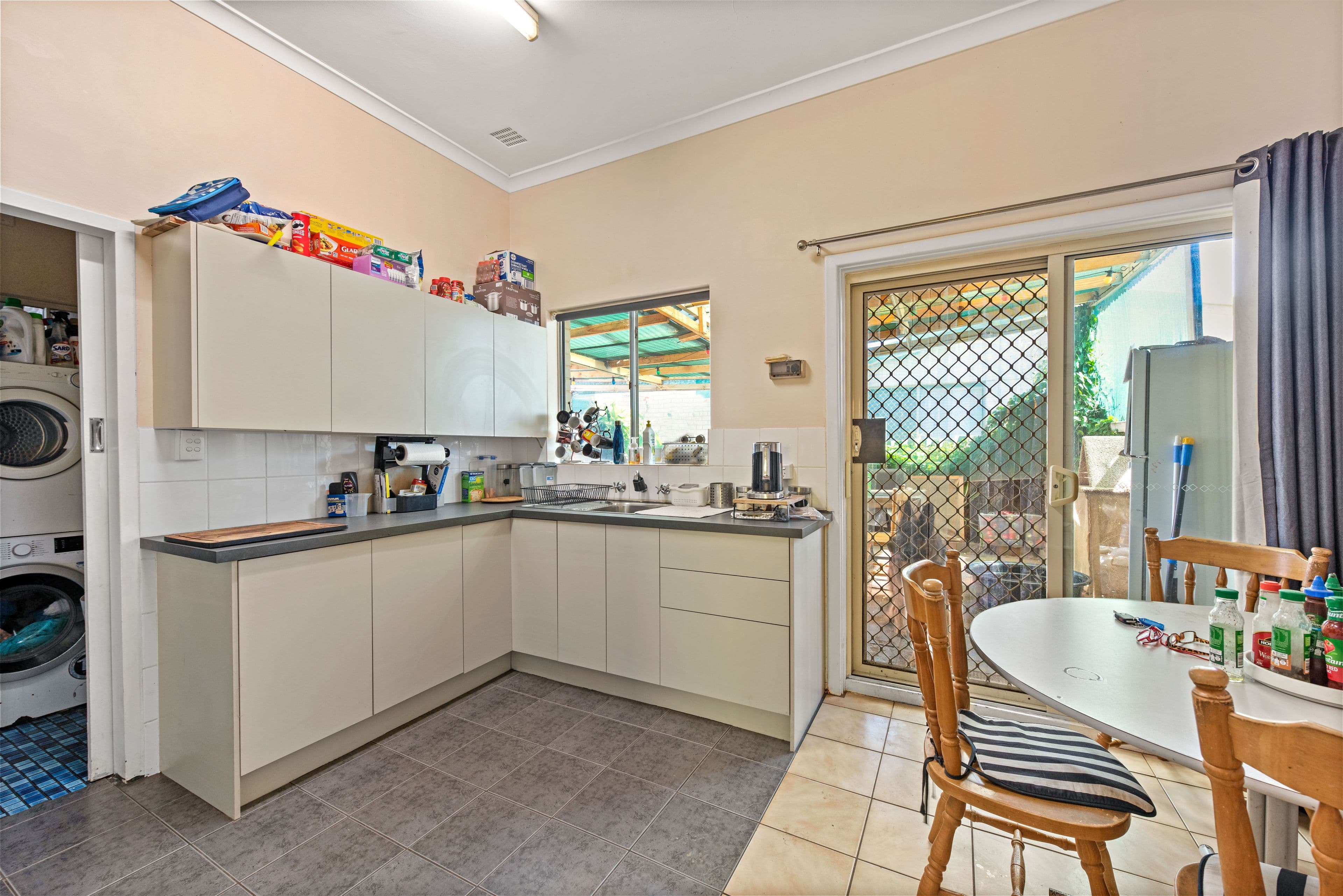 19 Maidstone Street, Mount Tarcoola WA 6530, Mount Tarcoola - Thumbnail 4