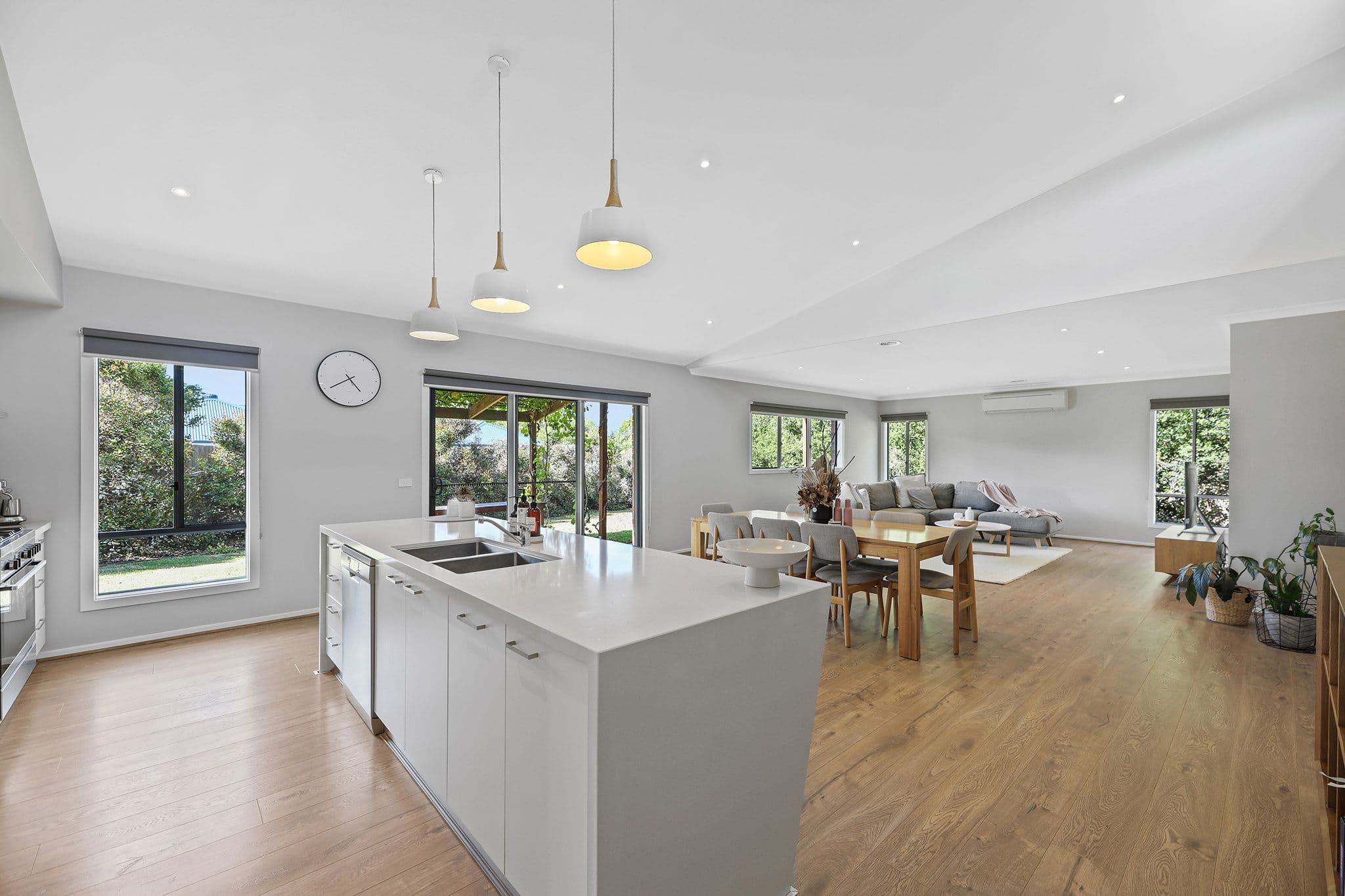 9 Charlwood Court, Drouin VIC 3818, Drouin - Thumbnail 2