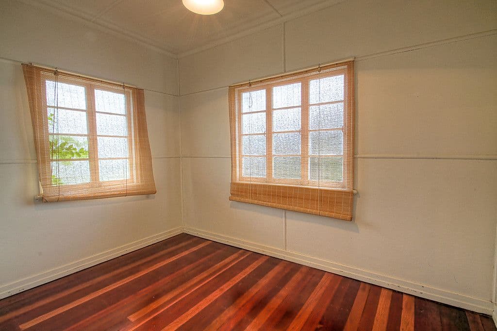 34 Mcgill Street, BASIN POCKET QLD 4305, Basin Pocket - Thumbnail 4