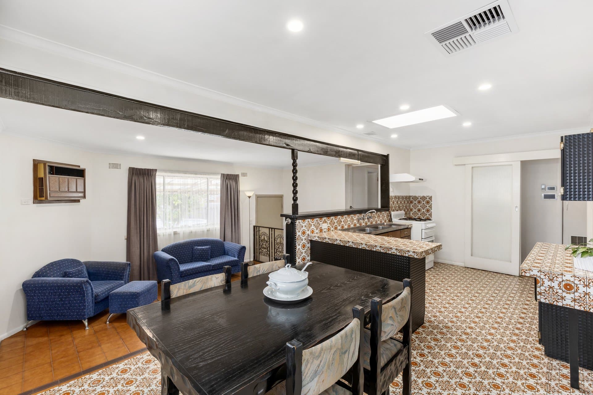 15 Banksia Avenue, Thomastown - Thumbnail 4