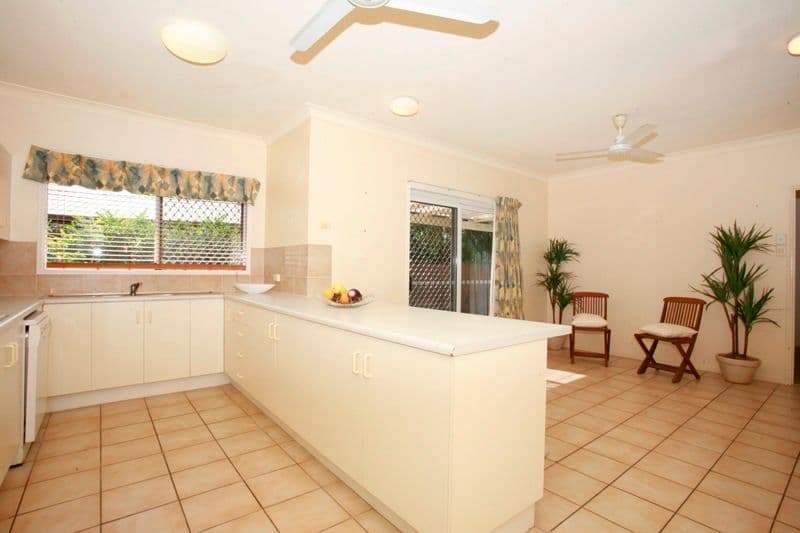62  Serissa Crescent, ANNANDALE QLD 4814, Annandale - Thumbnail 2