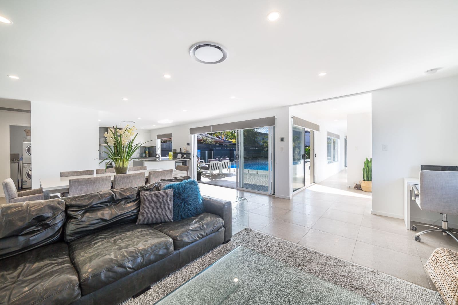 107 Monaco Street, Broadbeach Waters QLD 4218, Broadbeach Waters - Thumbnail 4