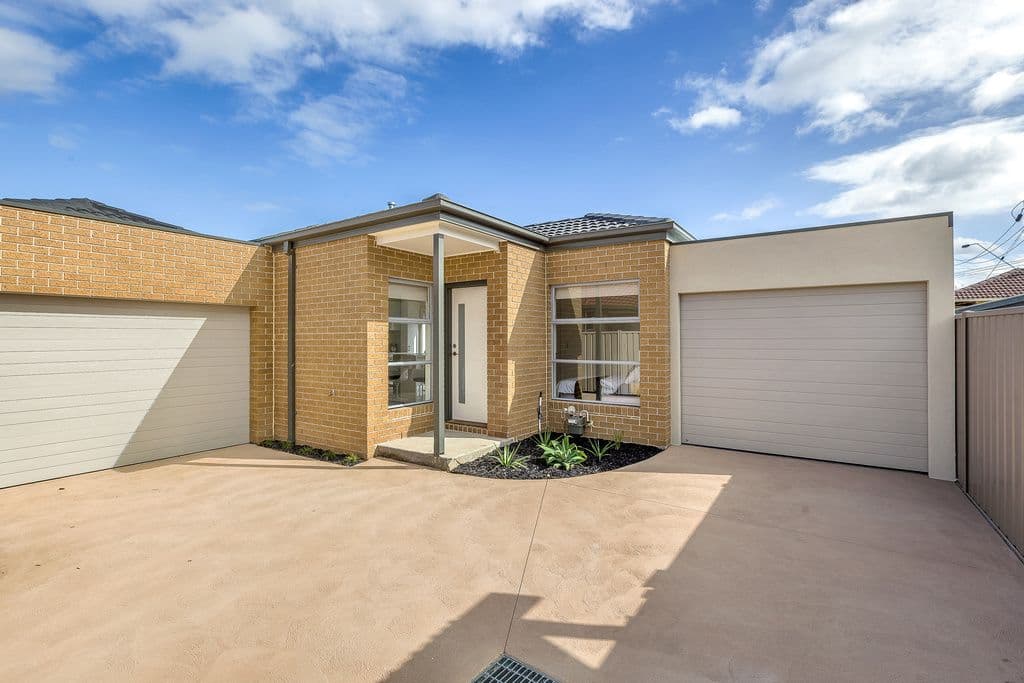 7 Lacey Street, Lalor VIC 3075, Lalor - Image 1