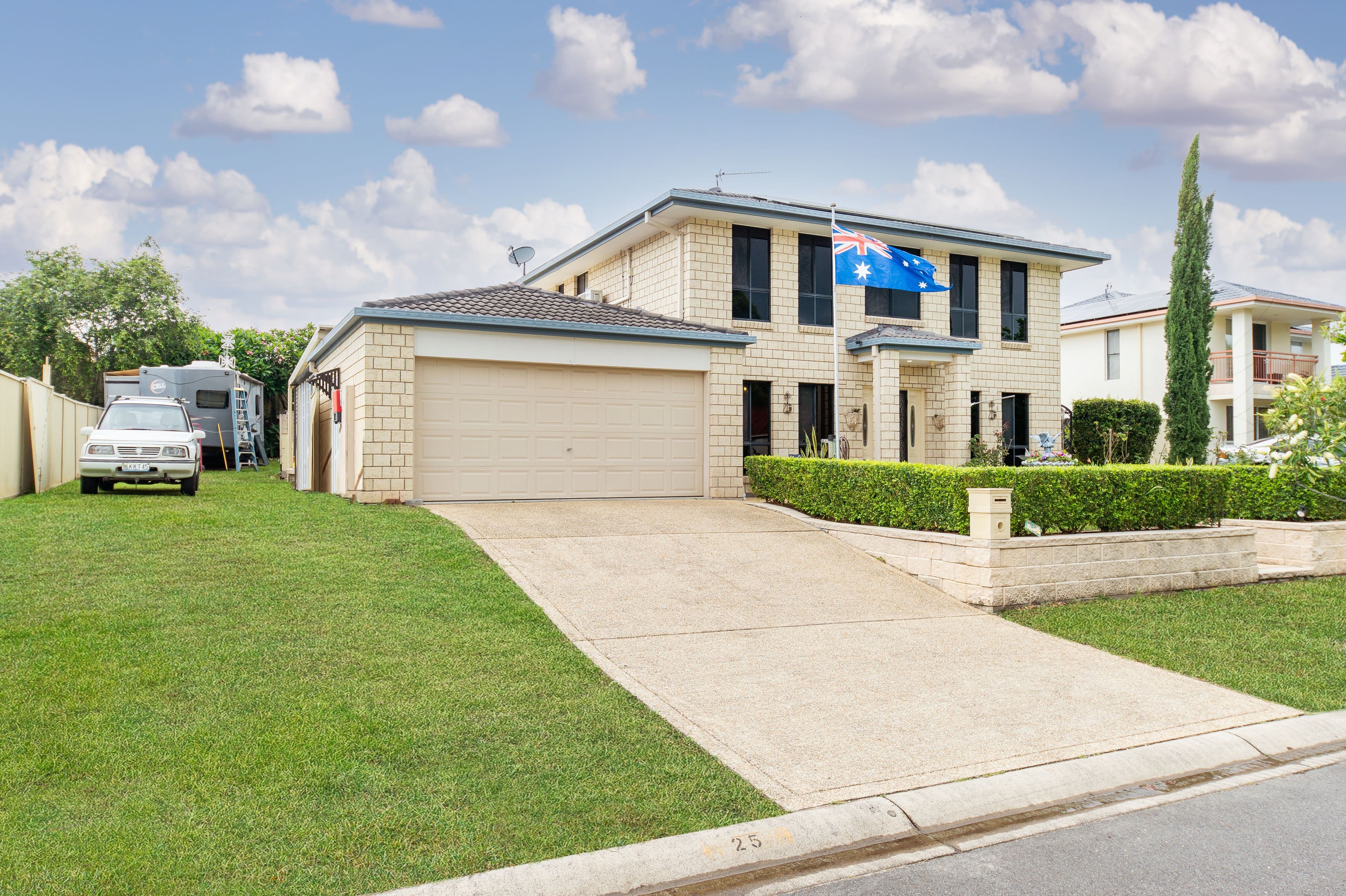 25 Tanzen Drive, Arundel QLD 4214, Arundel - Image 1