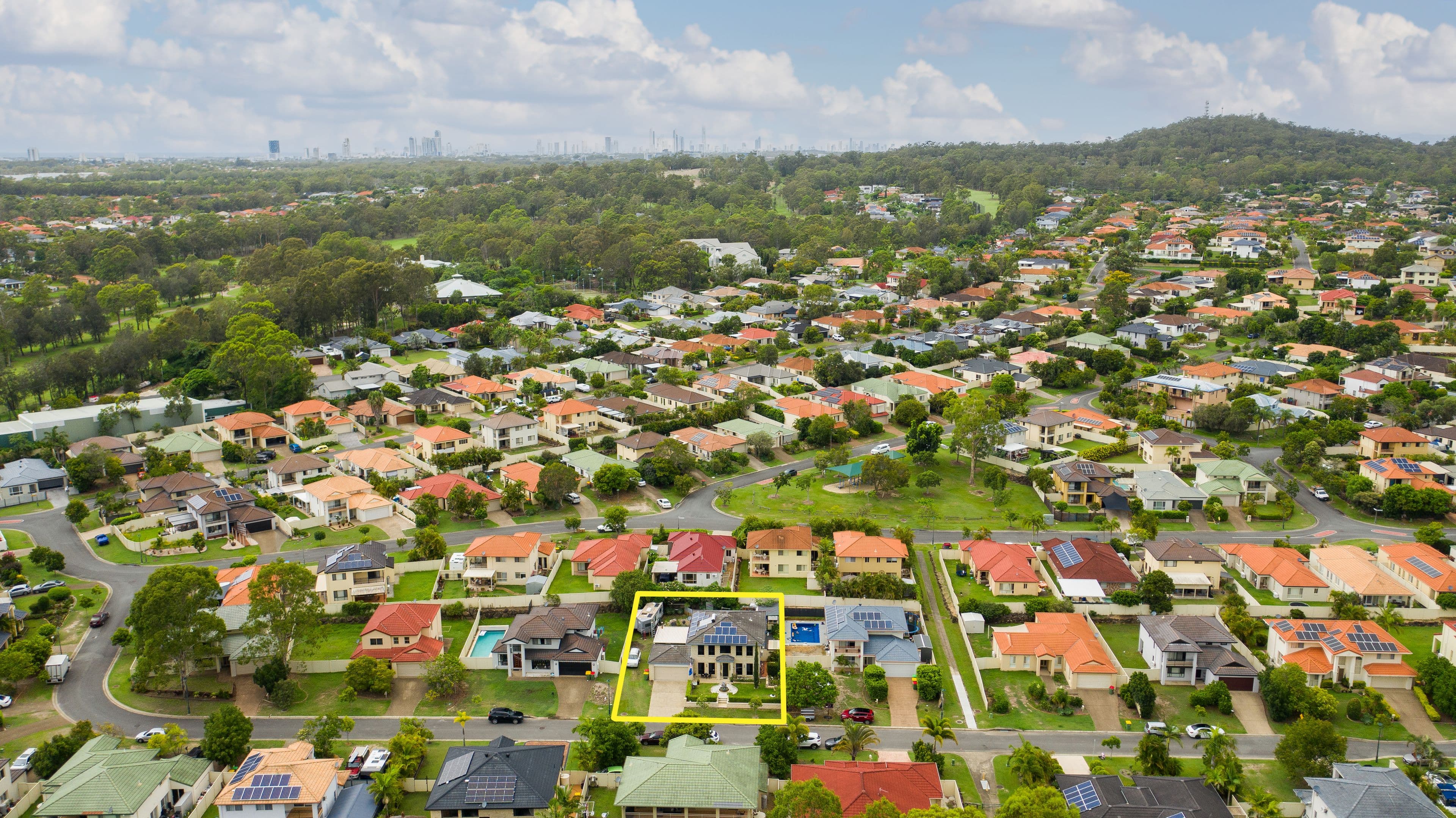 25 Tanzen Drive, Arundel QLD 4214, Arundel - Thumbnail 3