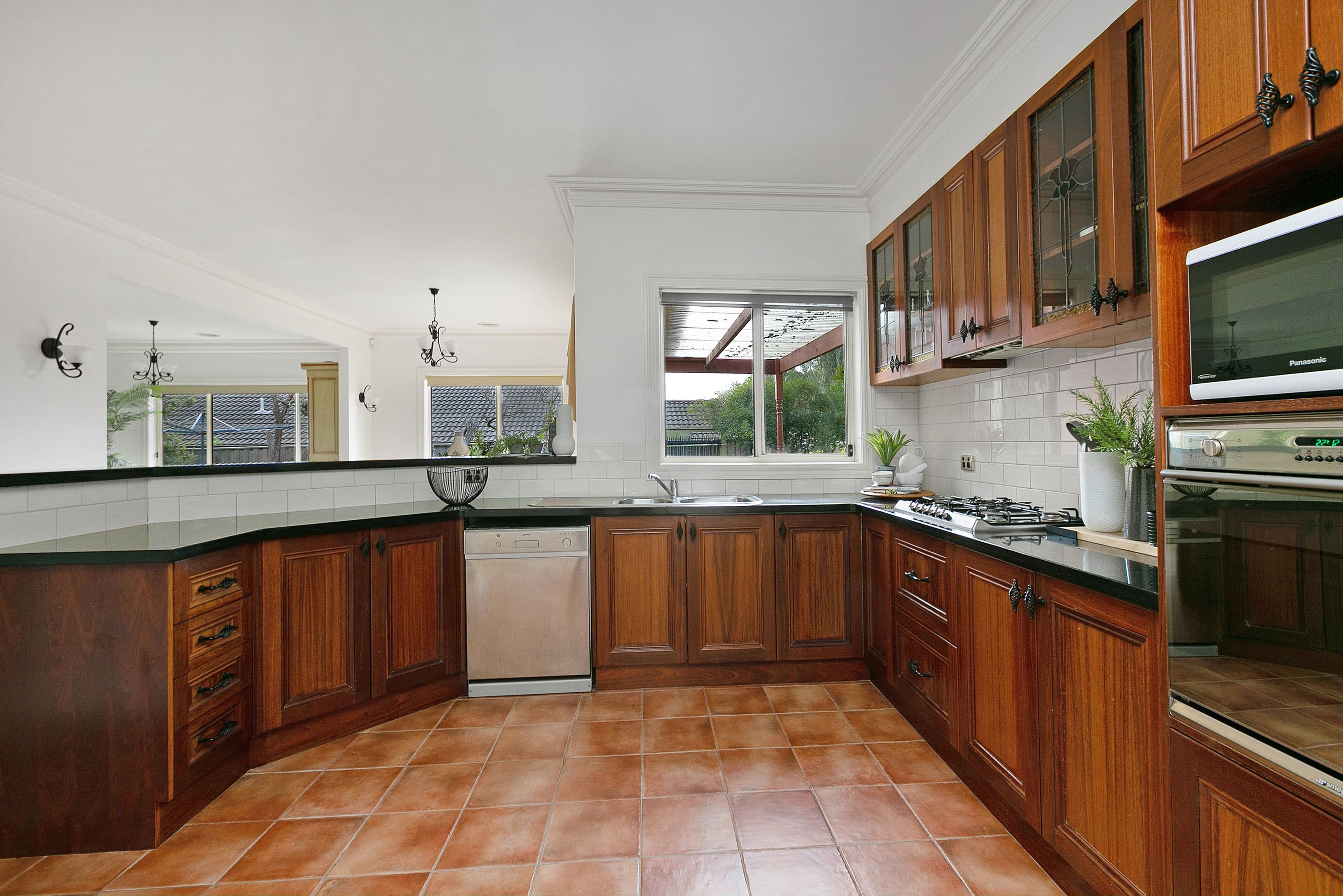 31 Wingspan Avenue, South Morang VIC 3752, South Morang - Thumbnail 6