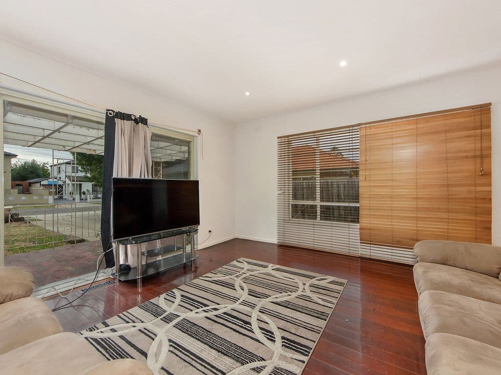 1 George Street, St Albans VIC 3021, St Albans - Thumbnail 2
