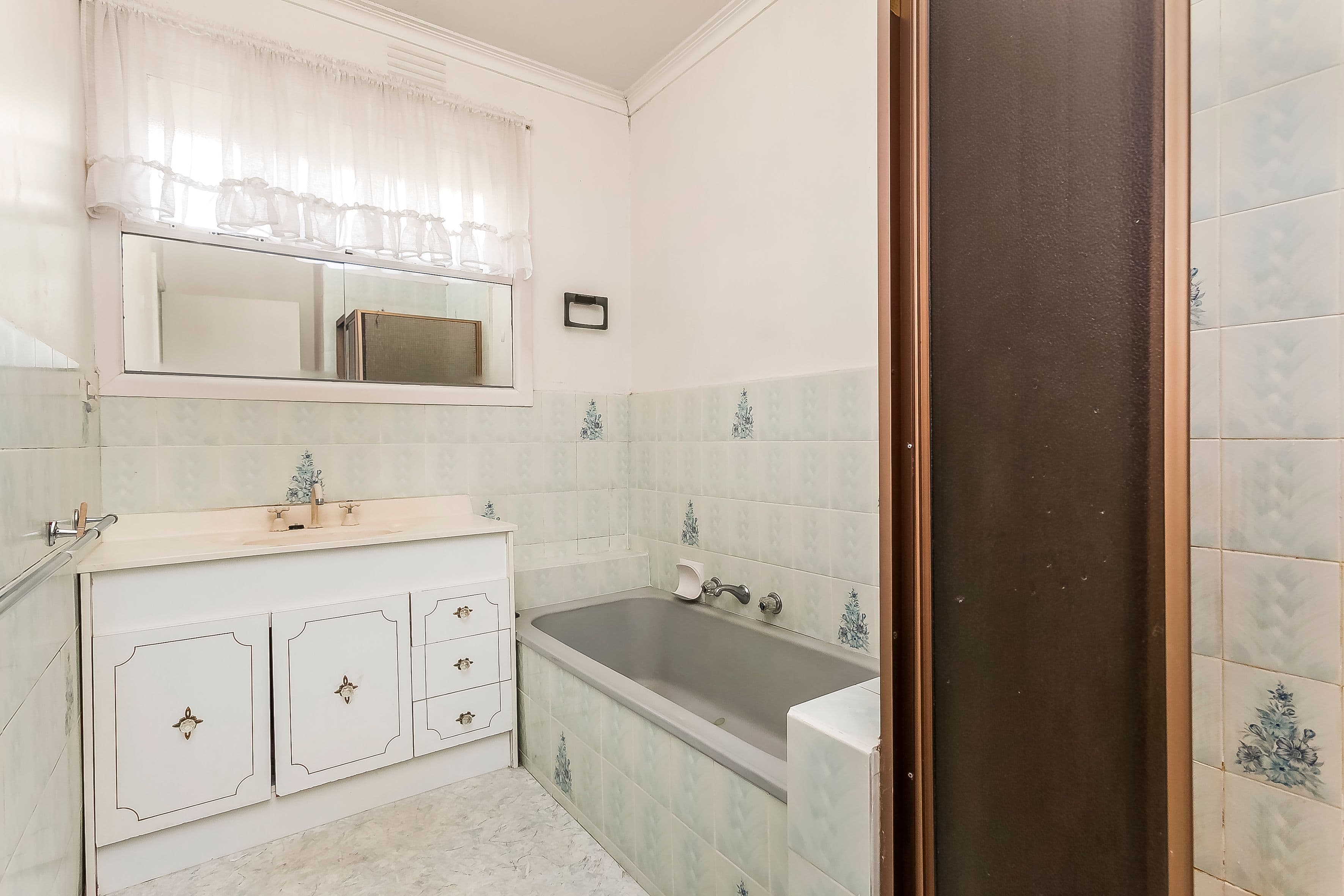 24 Orchard Street, Glen Waverley VIC 3150, Glen Waverley - Thumbnail 5