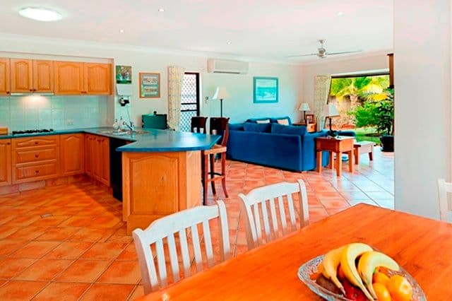 5 Tammy Court, HELENSVALE QLD 4212, Helensvale - Thumbnail 4