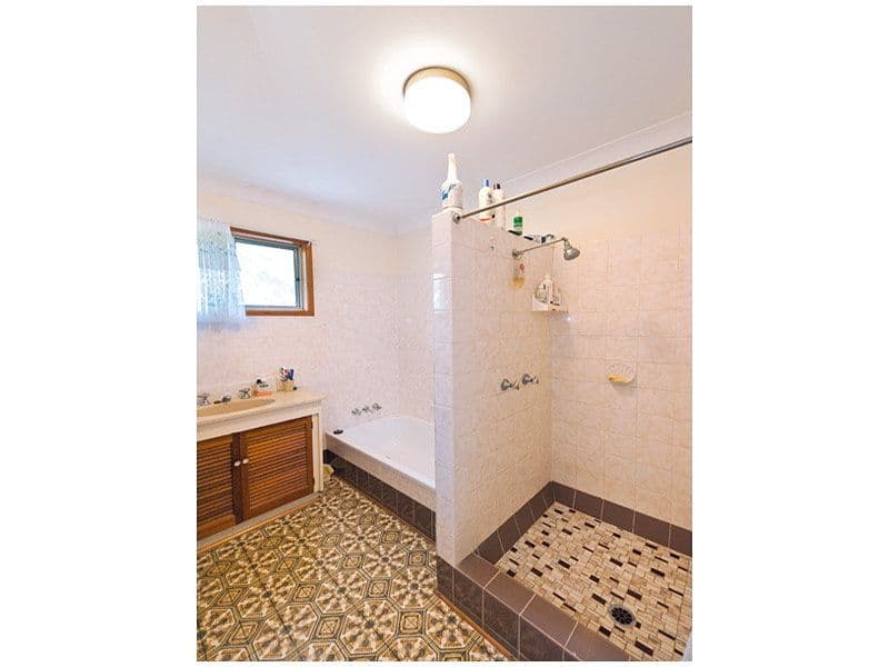 249 Boyd Street, FRENCHVILLE QLD 4701, Frenchville - Thumbnail 8