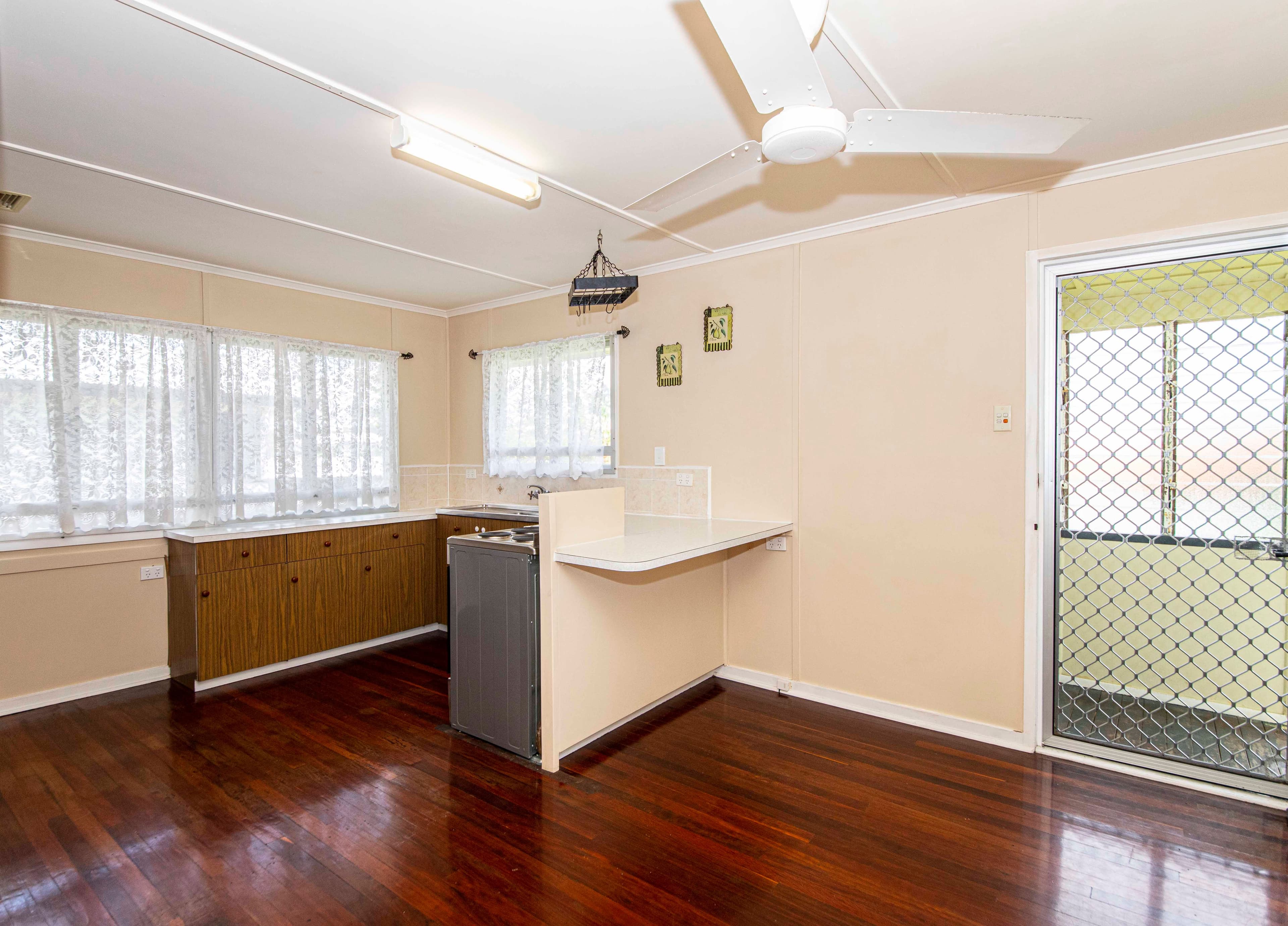 33 Smith Street, Maryborough QLD 4650, Maryborough - Thumbnail 5