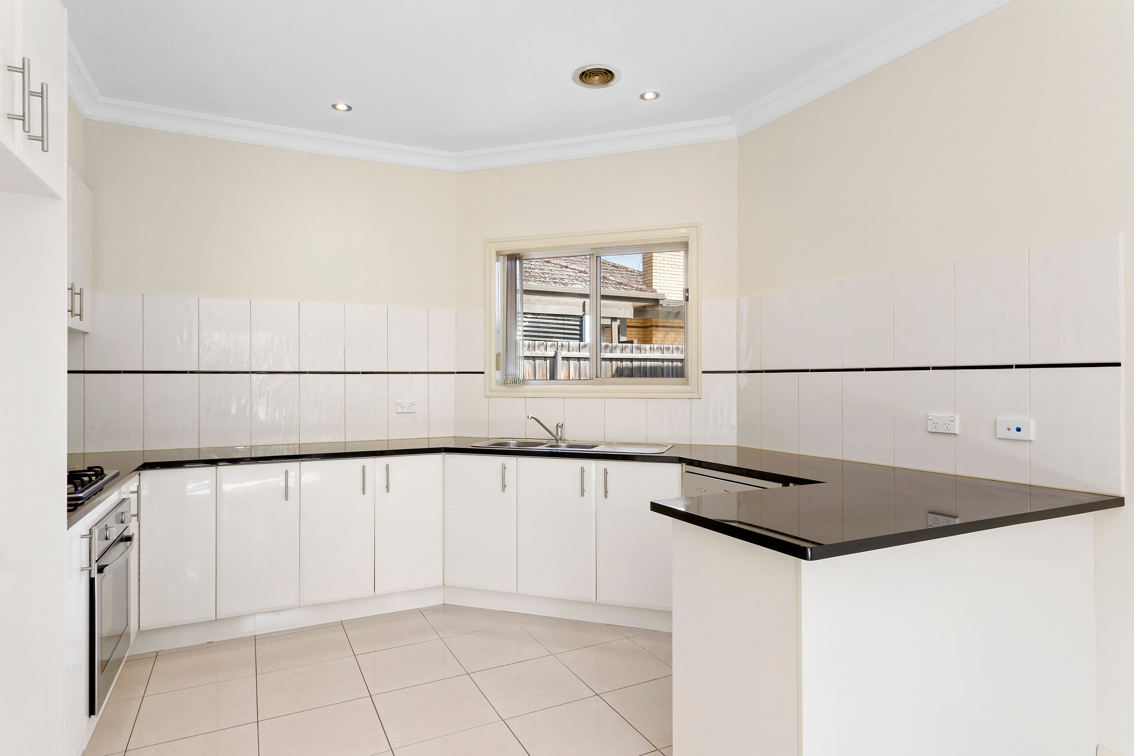11 Central Avenue, Thomastown VIC 3074, Thomastown - Thumbnail 5