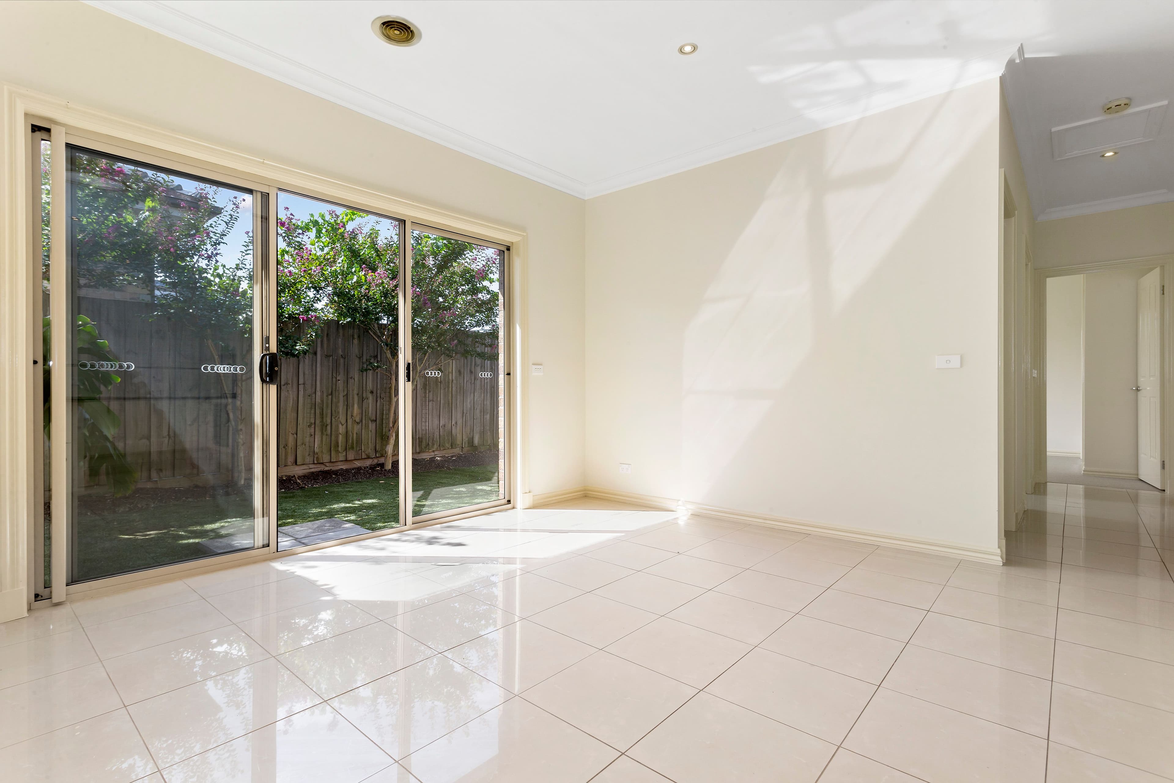 11 Central Avenue, Thomastown VIC 3074, Thomastown - Thumbnail 7