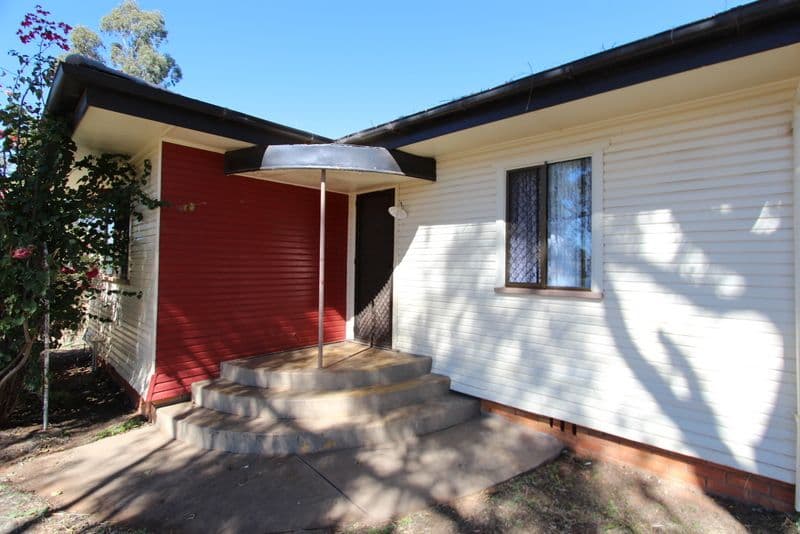 1 Armstrong Street, CHARLEVILLE QLD 4470, Charleville - Image 1