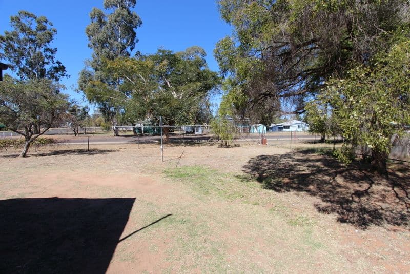 1 Armstrong Street, CHARLEVILLE QLD 4470, Charleville - Thumbnail 8