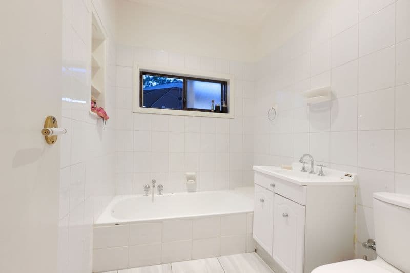 2 Colin Avenue, FRANKSTON VIC 3199, Frankston - Thumbnail 5