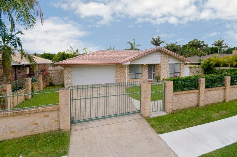 129 Currumbin Creek Road, CURRUMBIN WATERS QLD 4223, Currumbin Waters - Thumbnail 5