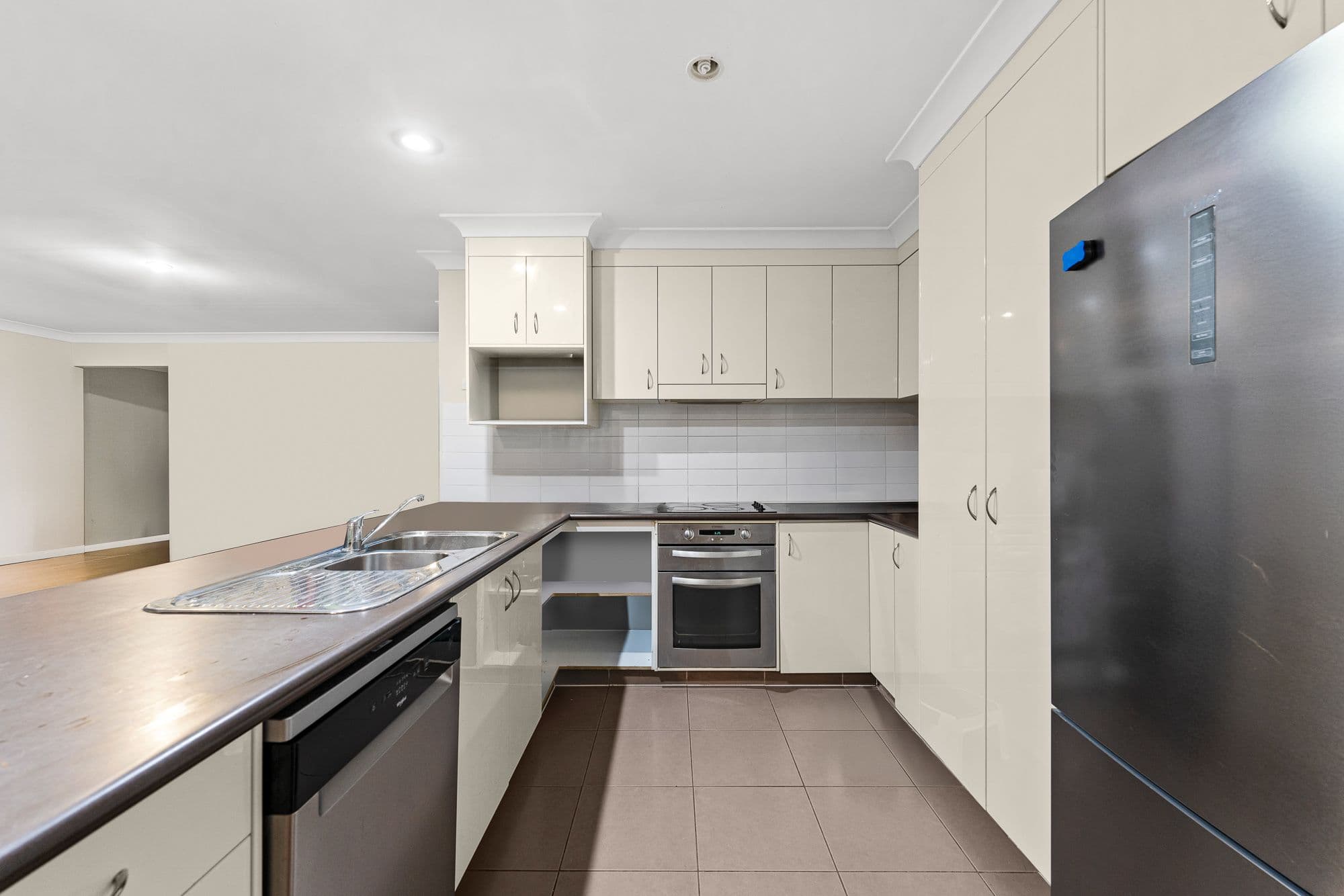 3 Savannah Place, Forest Lake QLD 4078, Forest Lake - Thumbnail 4