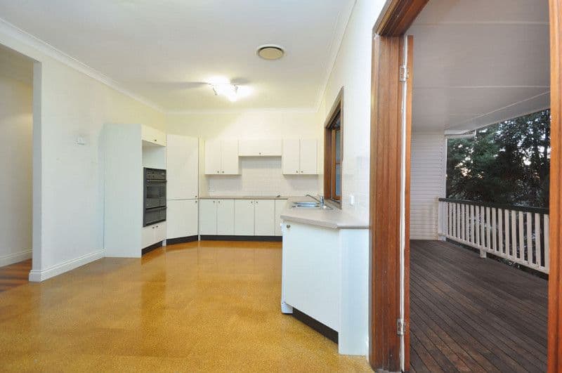 8 Sirius Street, COORPAROO QLD 4151, Coorparoo - Thumbnail 7